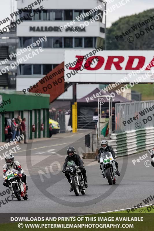 Vintage motorcycle club;eventdigitalimages;mallory park;mallory park trackday photographs;no limits trackdays;peter wileman photography;trackday digital images;trackday photos;vmcc festival 1000 bikes photographs